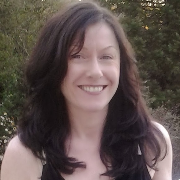 Meet your Posher, Noreen - Picture 1 of 1